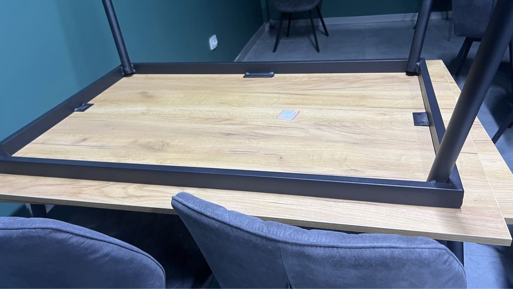 Стулья и столы