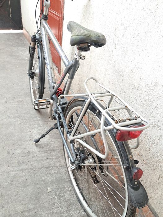 Vand bicicleta buna