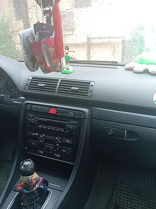 AUDI A4 2002 — imagine 3