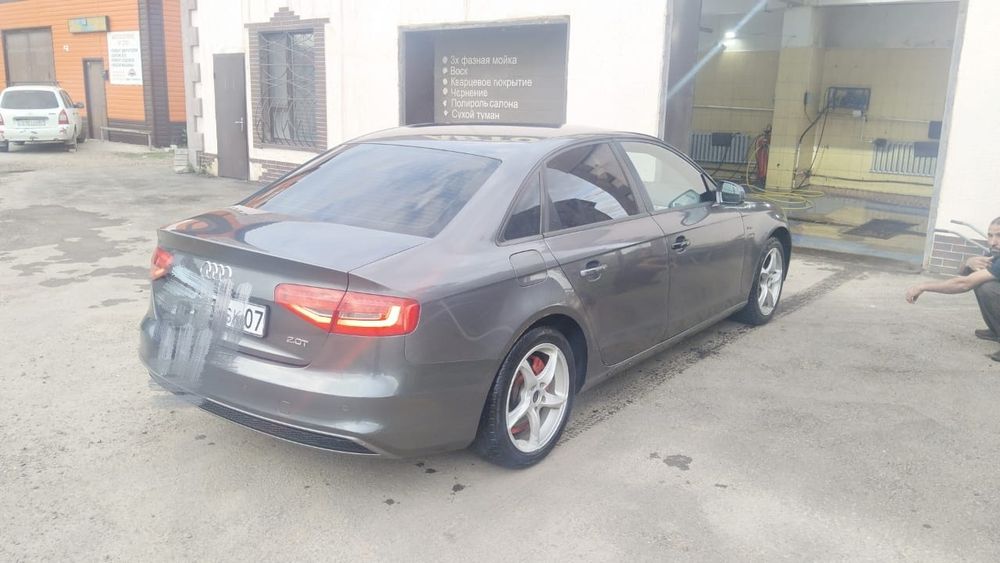 Продам автомобиль Ауди А4 s line