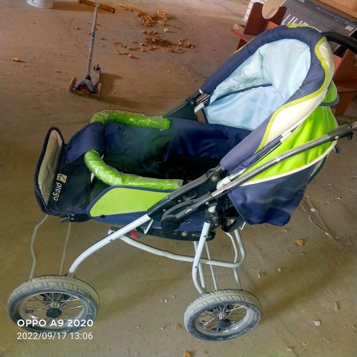 Срочно продаётся Коляска