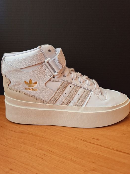 adidas Спортни обувки Forum Bonega Mid 38 ⅔