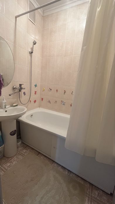 Продам 2 ком квартиру рядом с НИШ