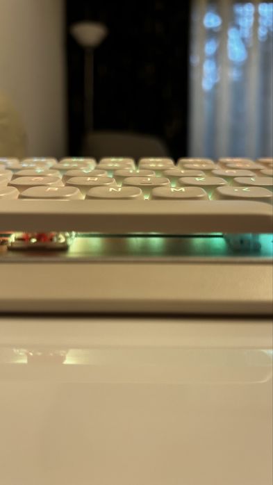 Tastatura Mecanica Gaming Timebox, Wireless, 2.4G, Bluetooth, iluminare RGB, 84 taste Ultra-Slim