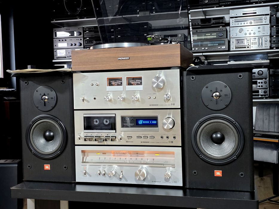 Linie audio PIONEER, amplificator SA-506, deck CT-F600, radio TX-8500 II, pick-up PL-15R