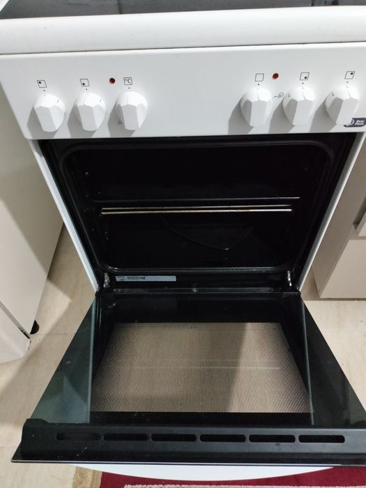 Плита в отличном состоянии