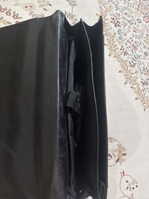 Продам дипломат-портфель