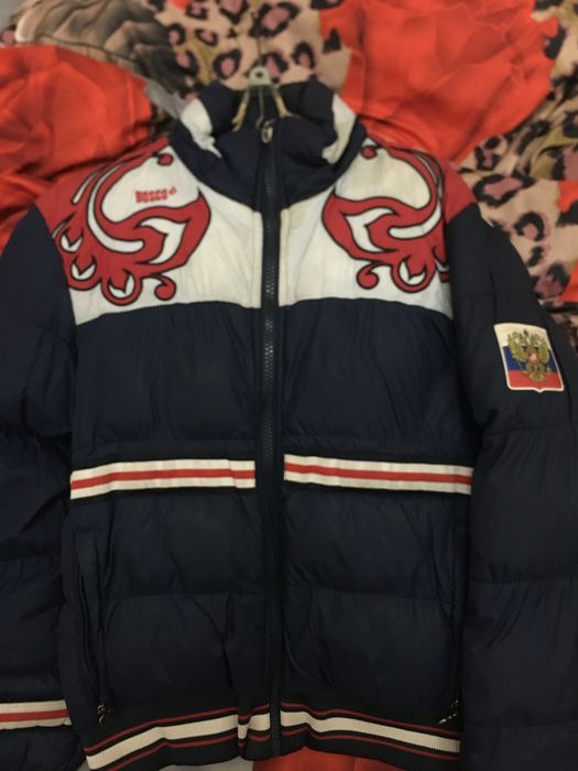 Продам куртку мужскую