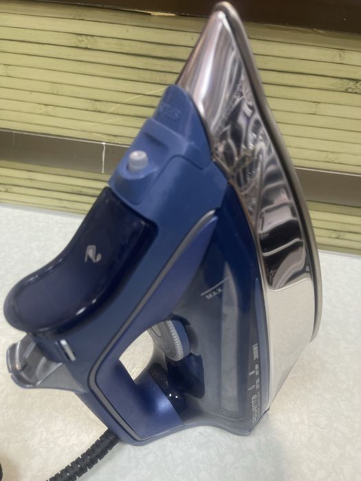 Парна ютия Rowenta DW8215D1