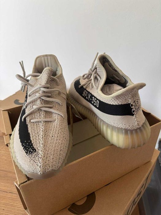 Adidasi Adidas Yeezy Boost 350 V2 bej