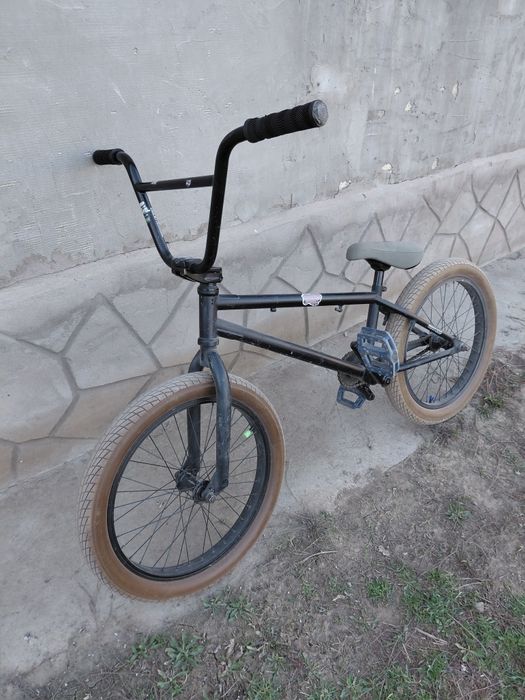 Продам бмх xaro.