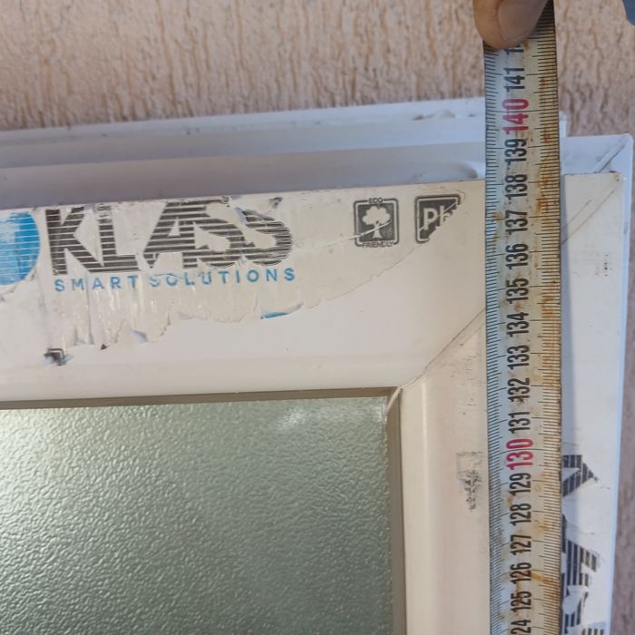 Vând 4 geamuri termopan noi