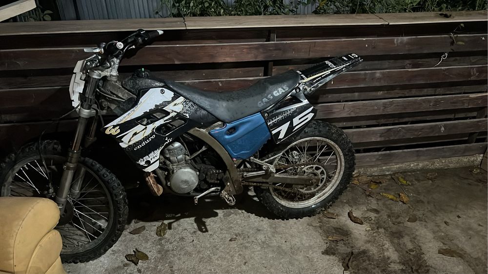 De vănzare cross 250