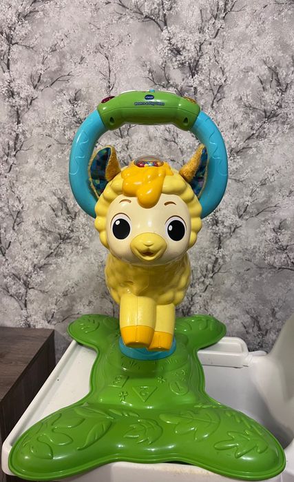 Интерактивна лама за скачане