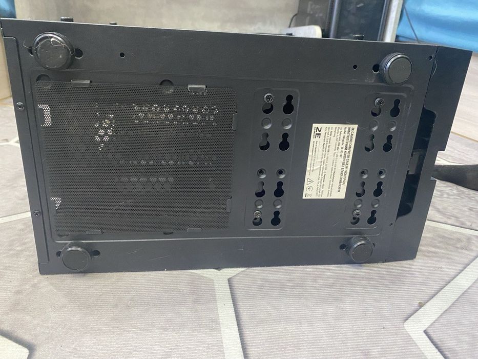 игровой корпус 2E Gaming RUNA G2107