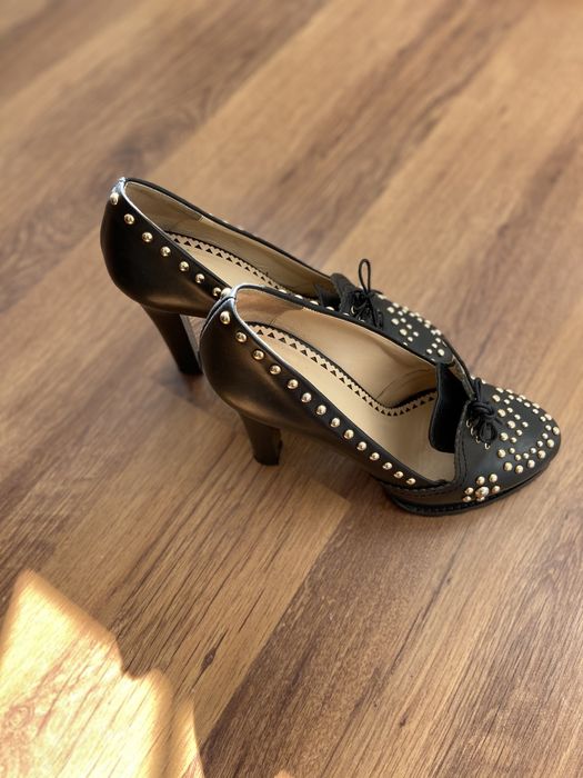 Продам оригинальные туфли MOSCHINO