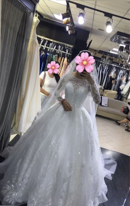 Свадебное платье