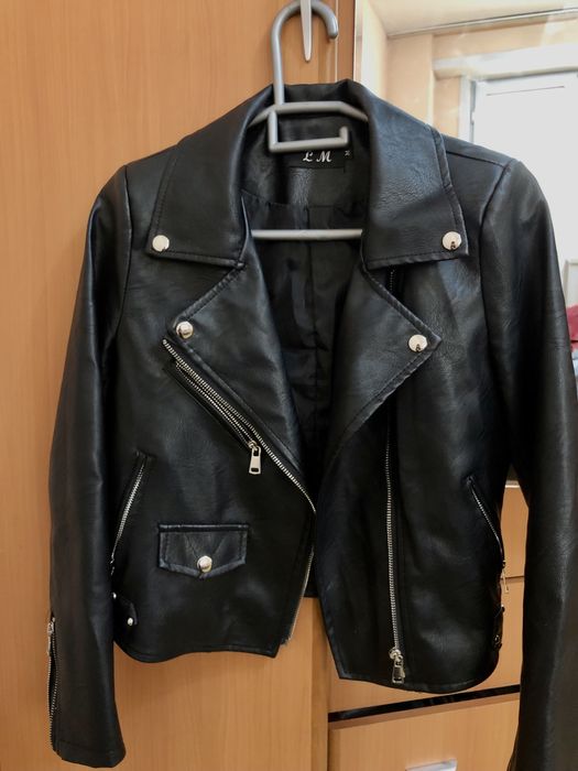 Кожаный куртка