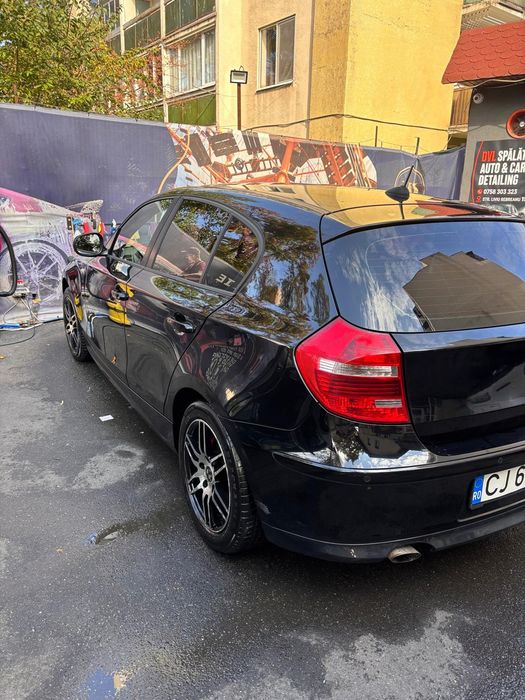 BMW Seria 1 2010 — imagine 2