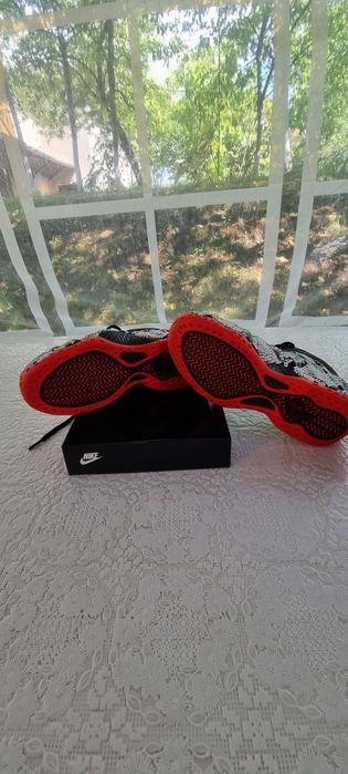 NIKE Foamposite One, 40