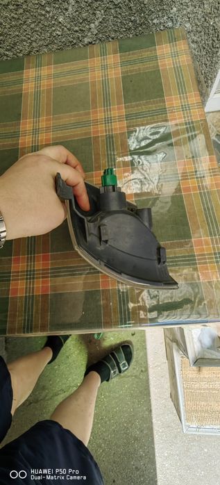 Far semnalizare Mazda demio An 2000