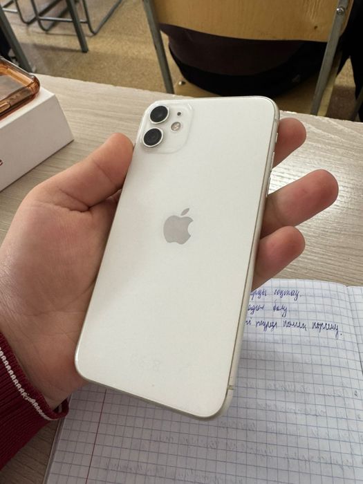 Продам айфон 11 идеале