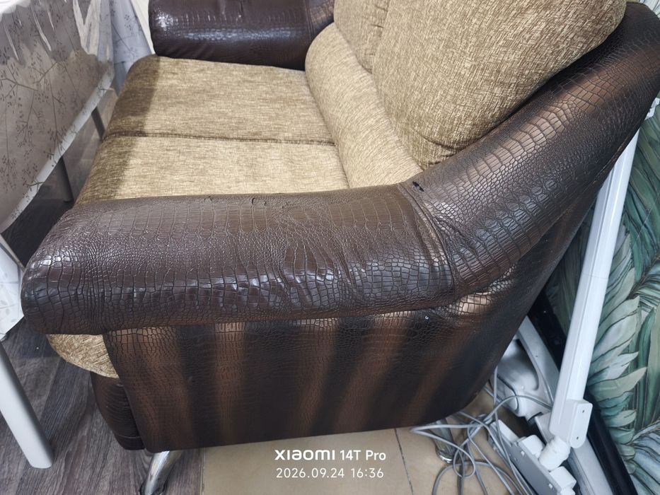 Срочно Продам диванчик