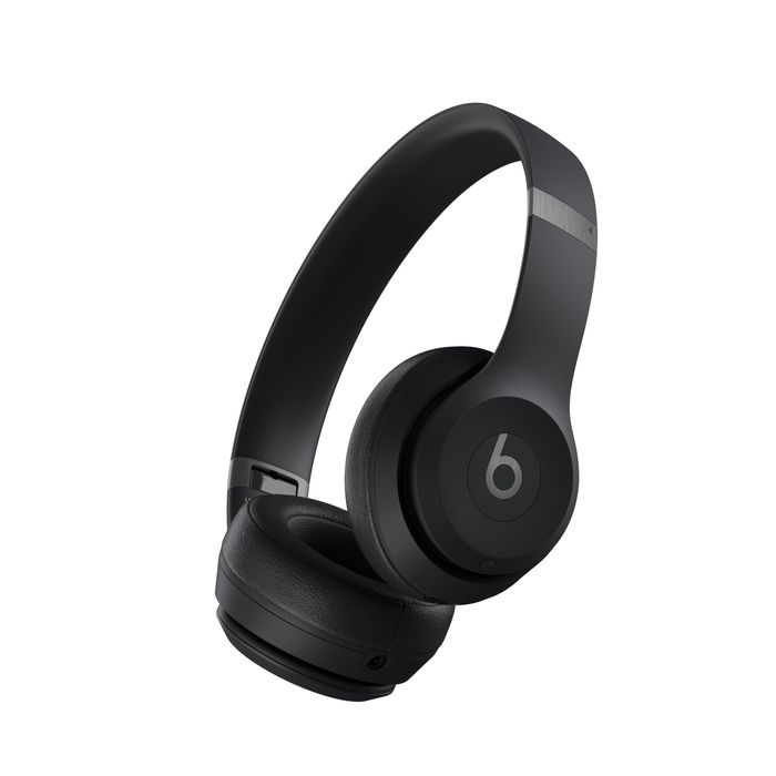 Beats Studio Pro — беспроводные накладные наушники.