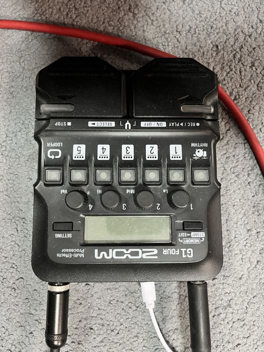Процессор для электрогитары zoom g1 four