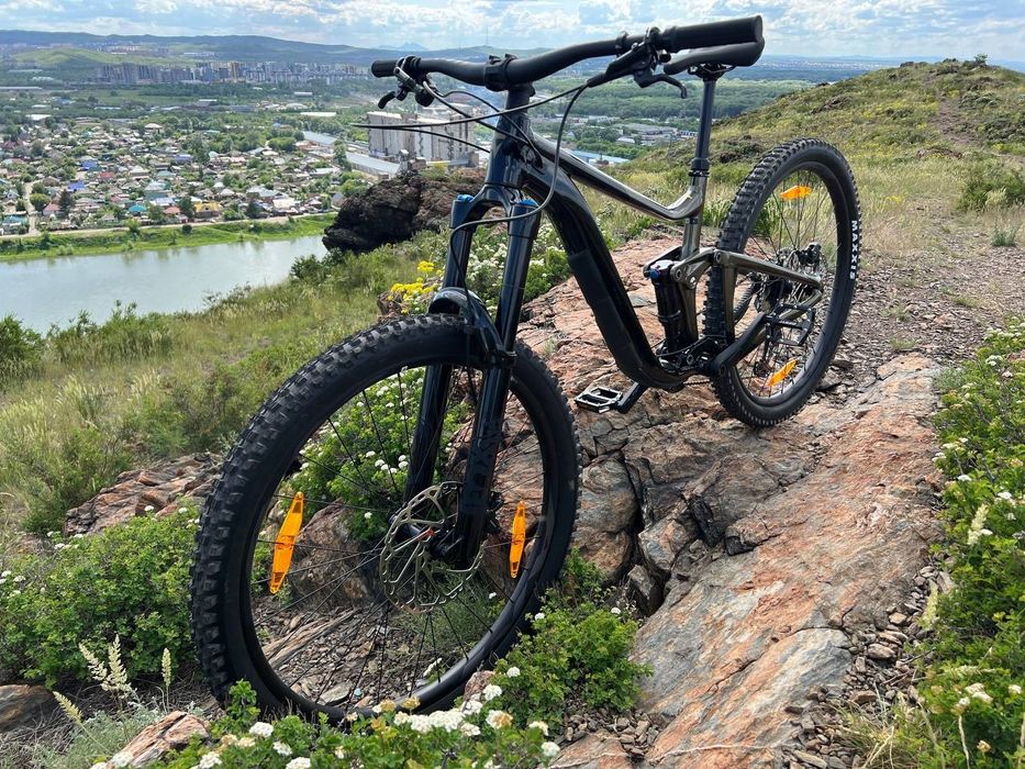 Продам эндуровел Giant Reign 2 2024 M