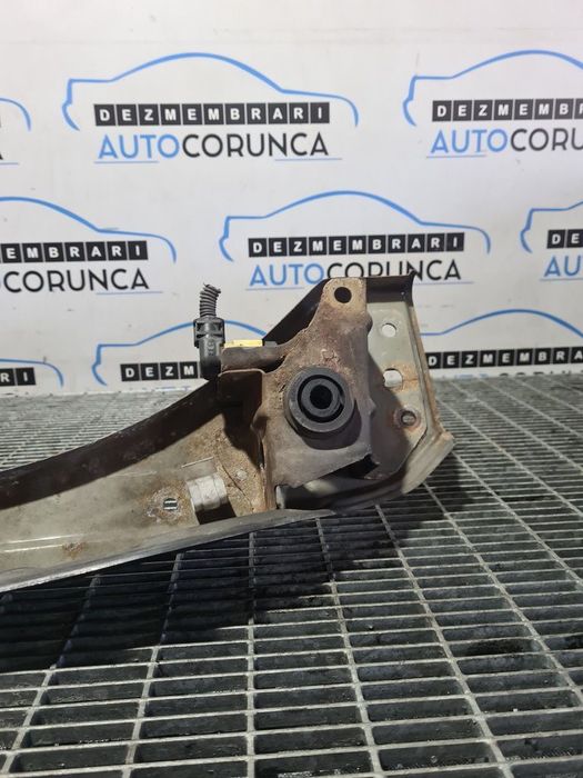 Trager Mitsubishi Outlander 2007 - 2012 SUV 4 Usi (931)