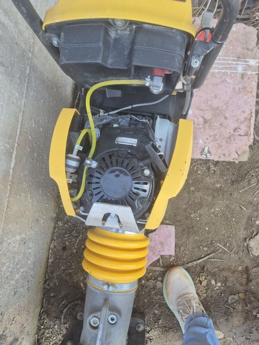 Mai compactor bomag bt 65