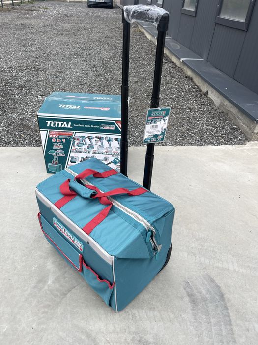 Set scule Total pe acumulator 20 volti Oferta