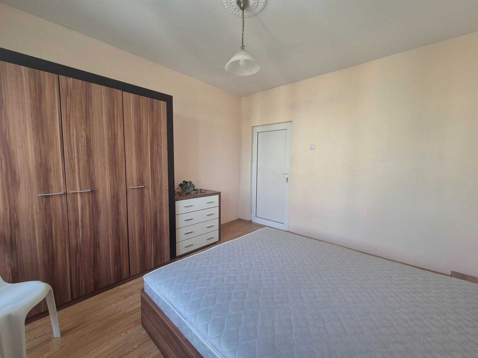 Дава се под наем Двустаен апартамент в Търговище, Вароша - 50 кв.м за 229.5 € - Снимка #1