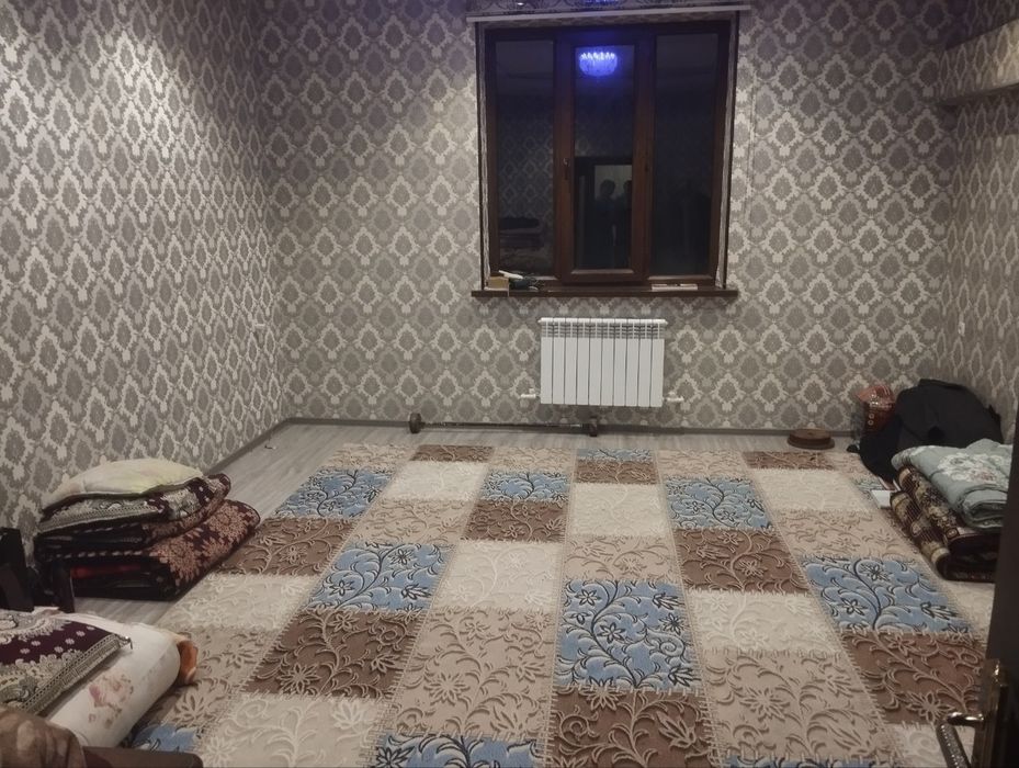 Sheriklikka bitta o'g'il  bola kerak. Har bir xonada 4 tadan bola tura