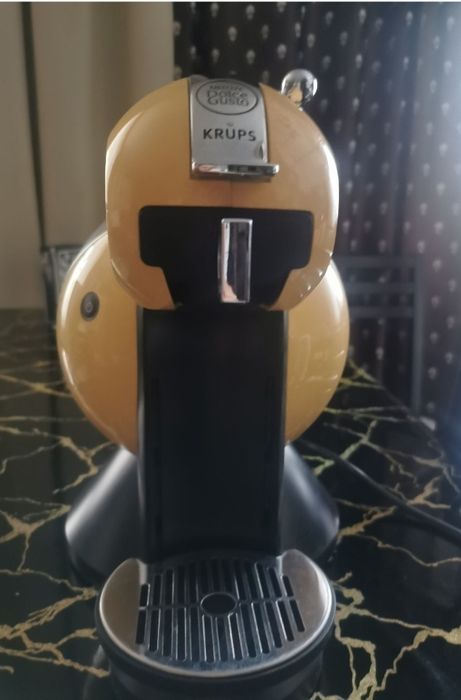 Капсульная кофемашина NESCAFE Dolce Gusto