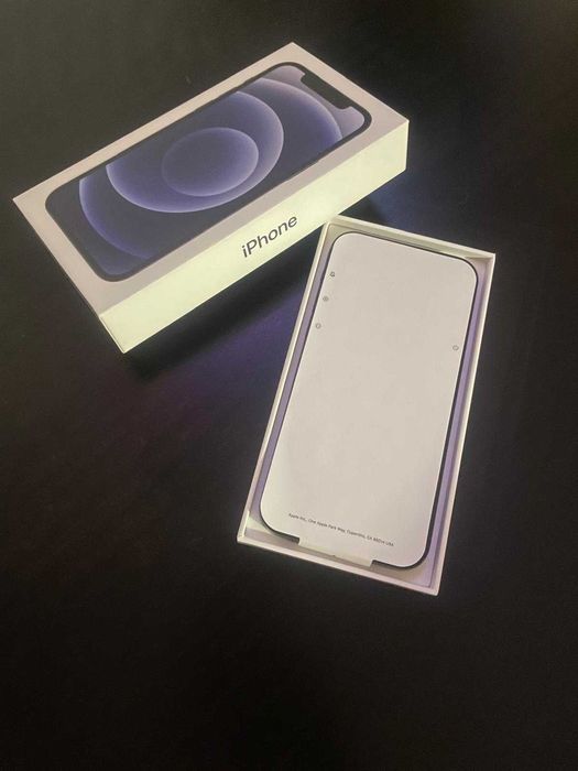 iPhone 12, Apple IMPECABIL, la cutie, liber rețea exact ce se caută