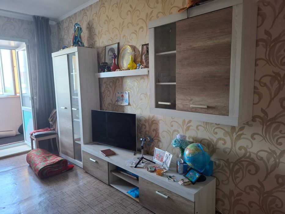 Продам стенку в зал