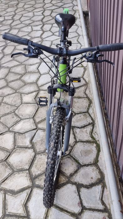 Vand bicicleta focus, roti de 26