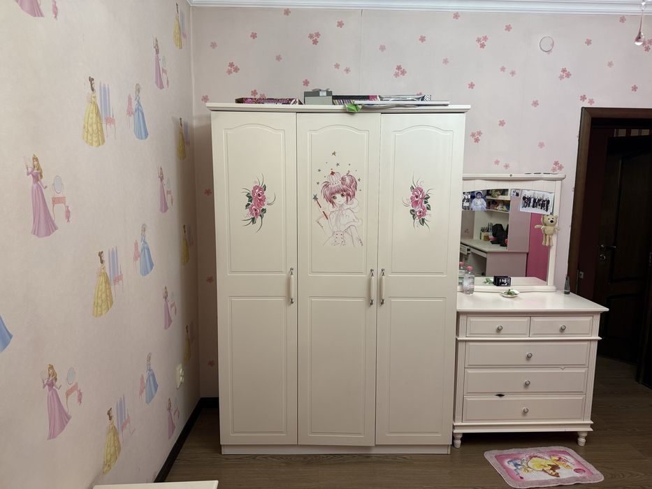 Спальный гарнитур