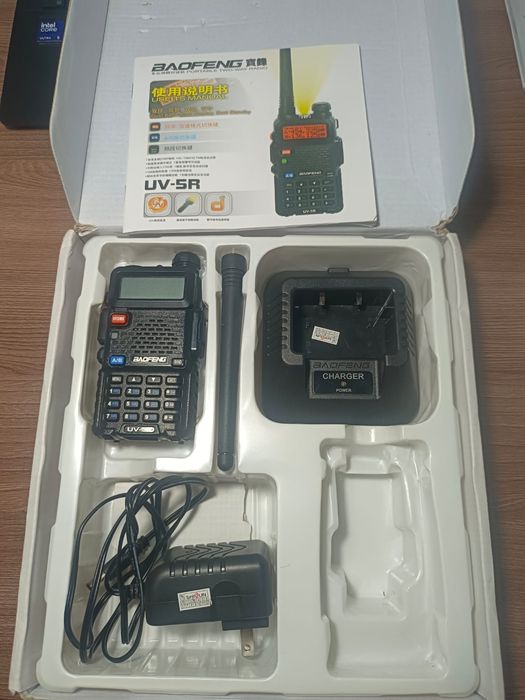 Baofeng UV-5R рация