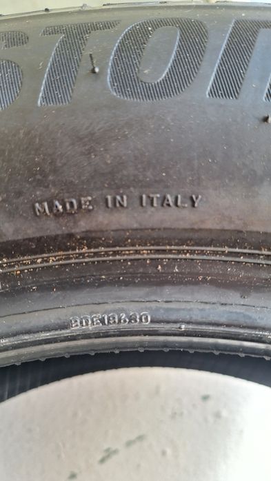 Anvelope vara 235.55 R18  Bridgestone