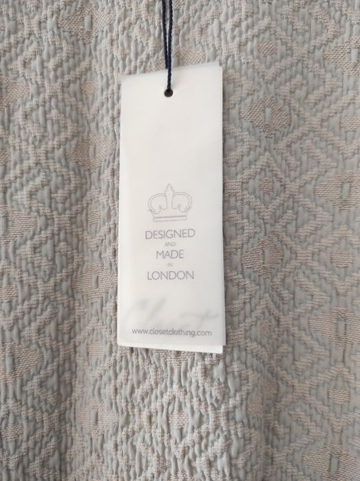 Продам платье-футляр Closet London