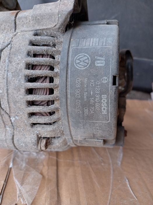 Фарове алтернатор и накладки за Голф 3