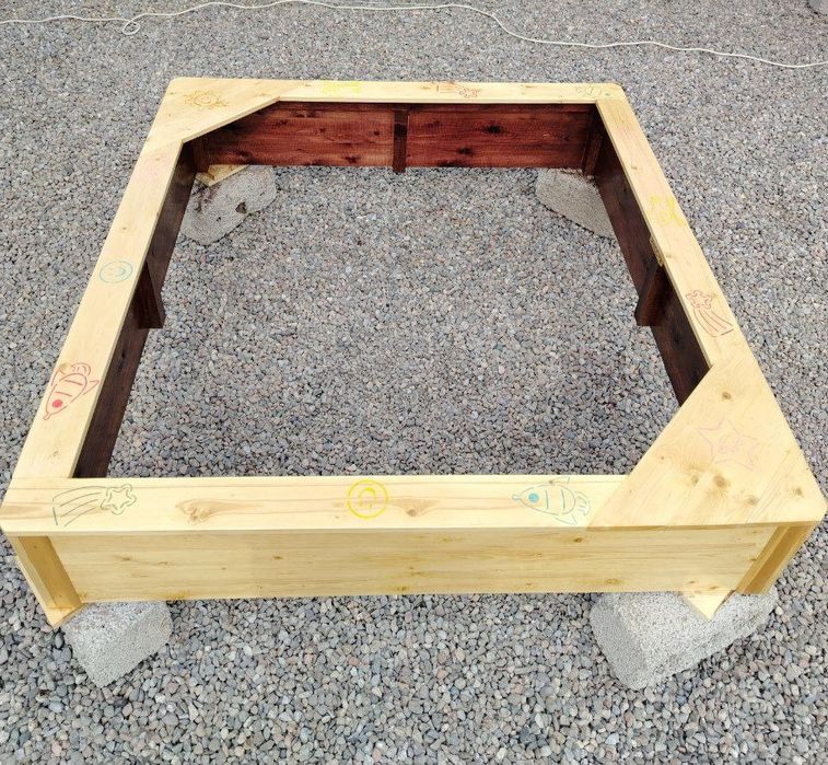 Песочница классическая.Ташкент.