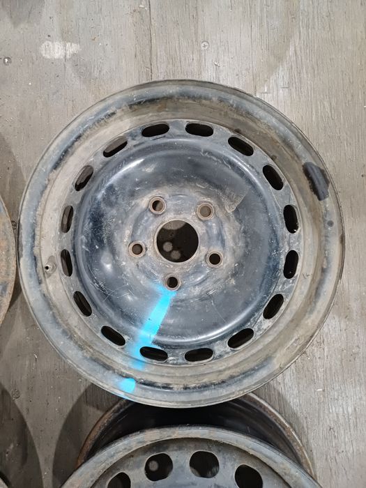 Диски R15 5x112 на Audi.