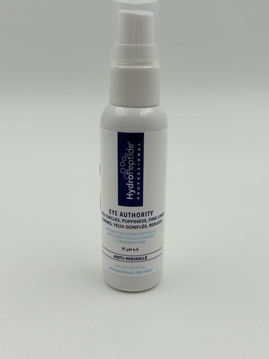 Околоочна грижа HydroPeptide Eye Authority.