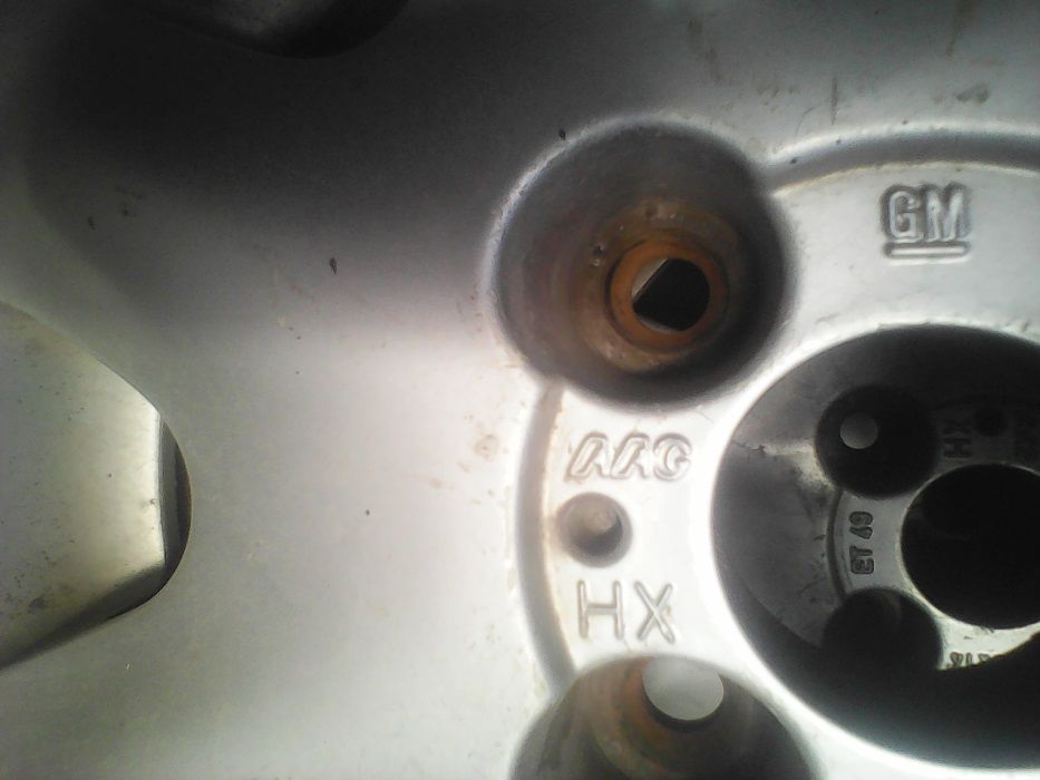 Гуми 175 70 14 с джанти