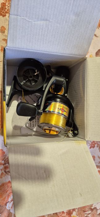 Продавам нова неизползвана риболовна макара Rapid 4000B