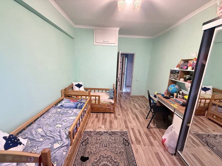 Сдаётся 3-комнатная квартира на Ц-4, 92 м², рядом школа №5